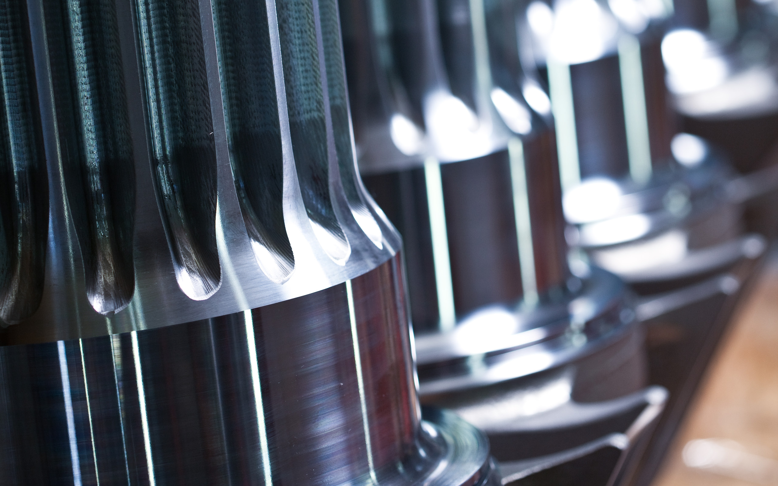 NS Group tuotantolaitos — teräsrakenteiden valmistus